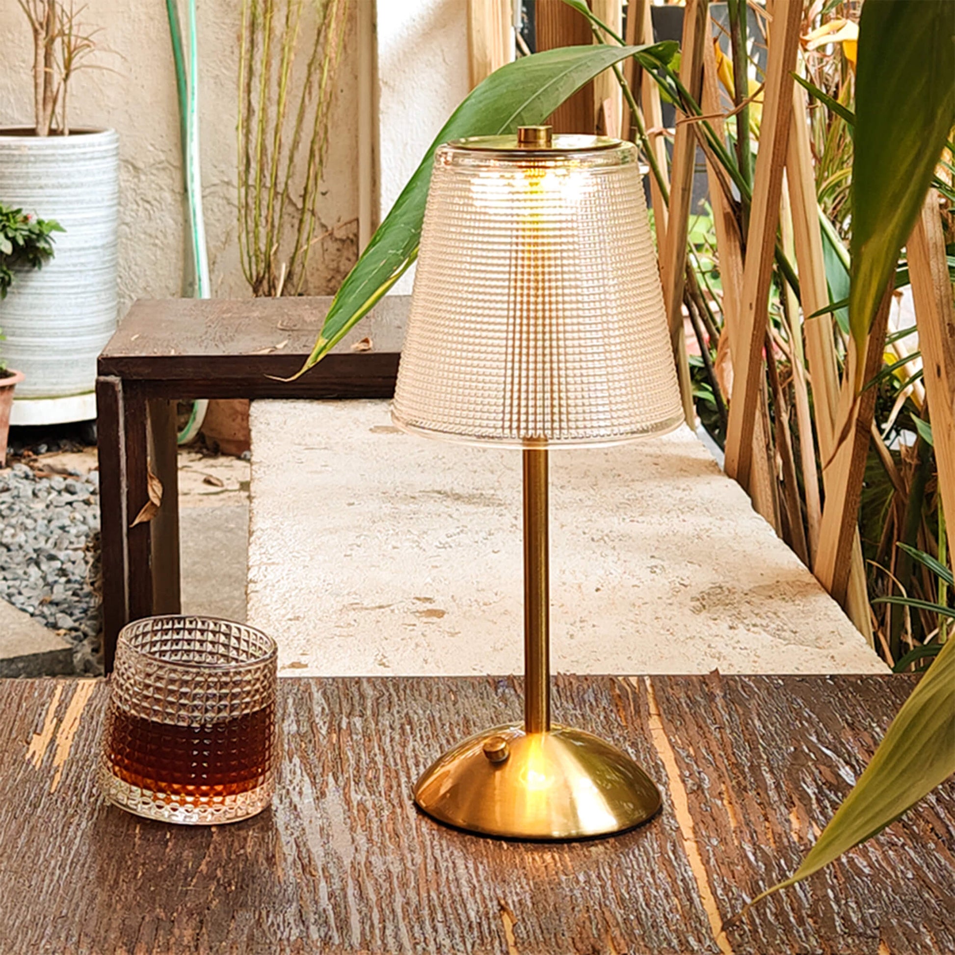Cordless Rechargeable Lamp, Cube-Gold-Amingulry, decorate work desk.