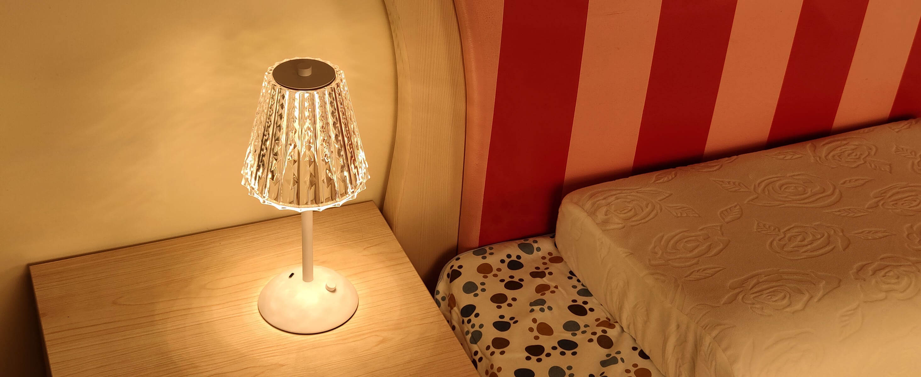 Cordless-Rechargeable-Battery, Modern-White-Amingulry lamp, shining on beside table at bedroom.